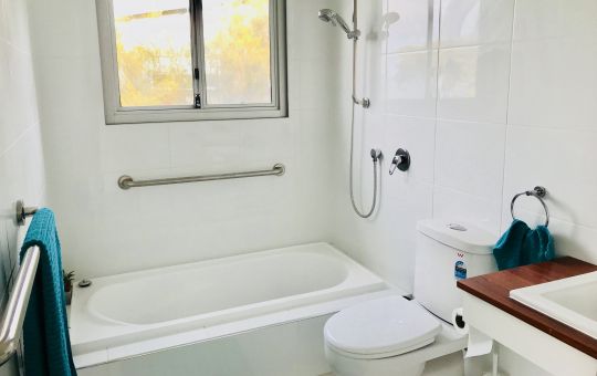 Master Ensuite Bathroom
